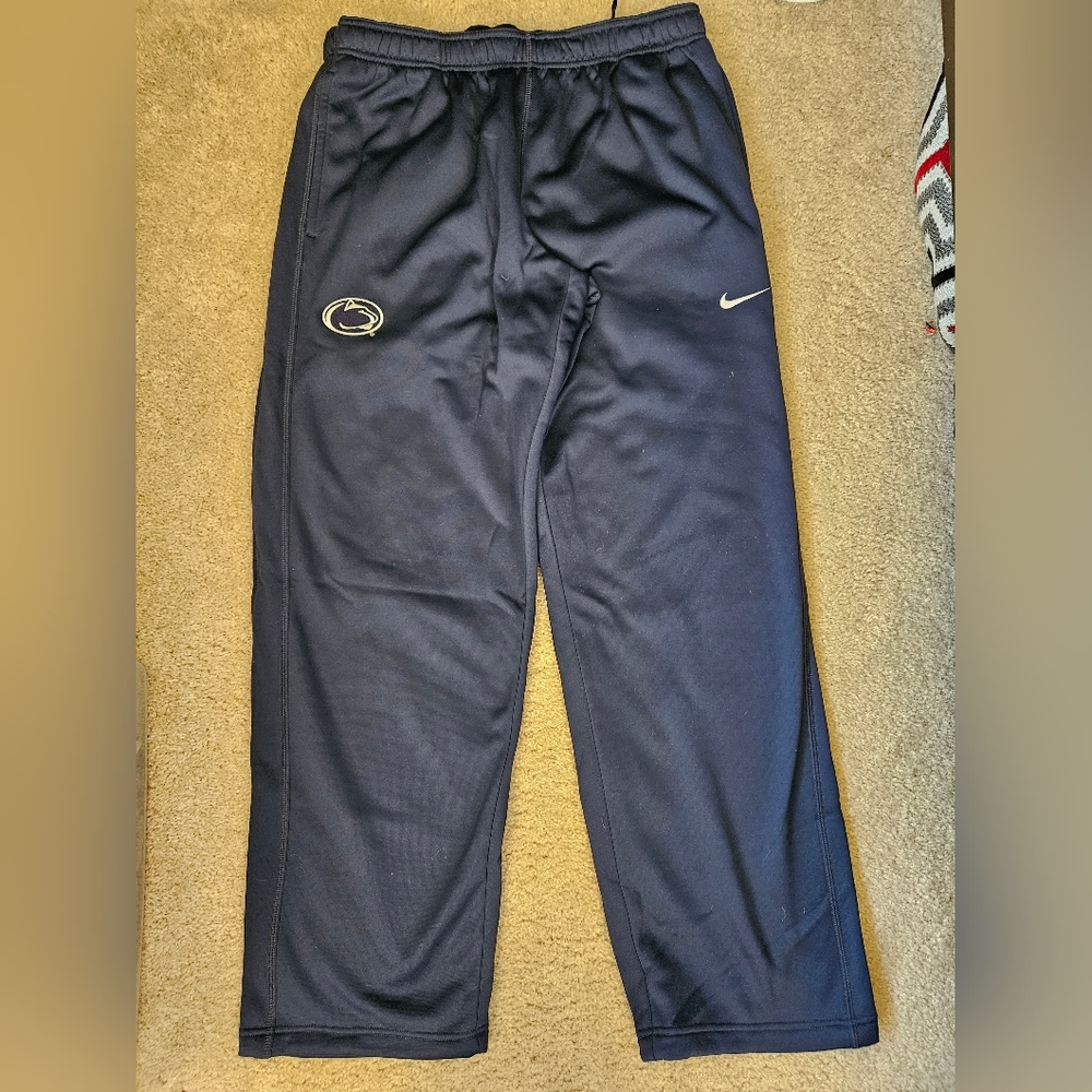 Nike Penn State Therma Fit Sweat Pants, Size XL
